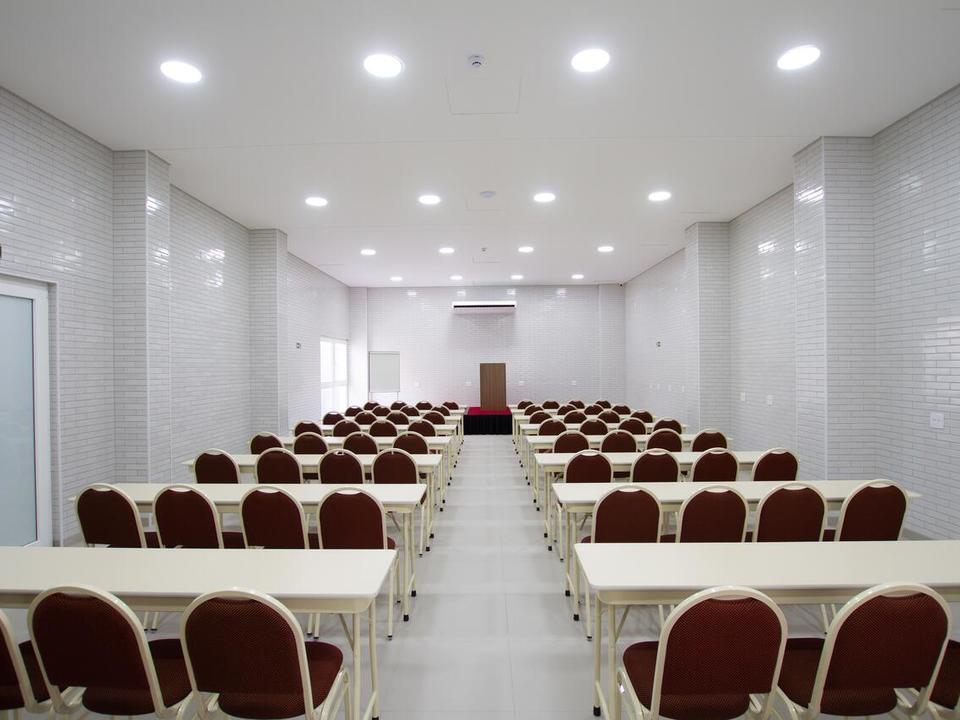 Hotel Confiance Barigui Куритиба Екстериор снимка