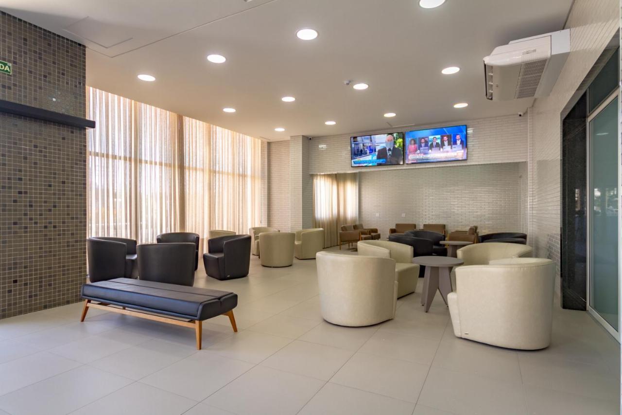 Hotel Confiance Barigui Куритиба Екстериор снимка